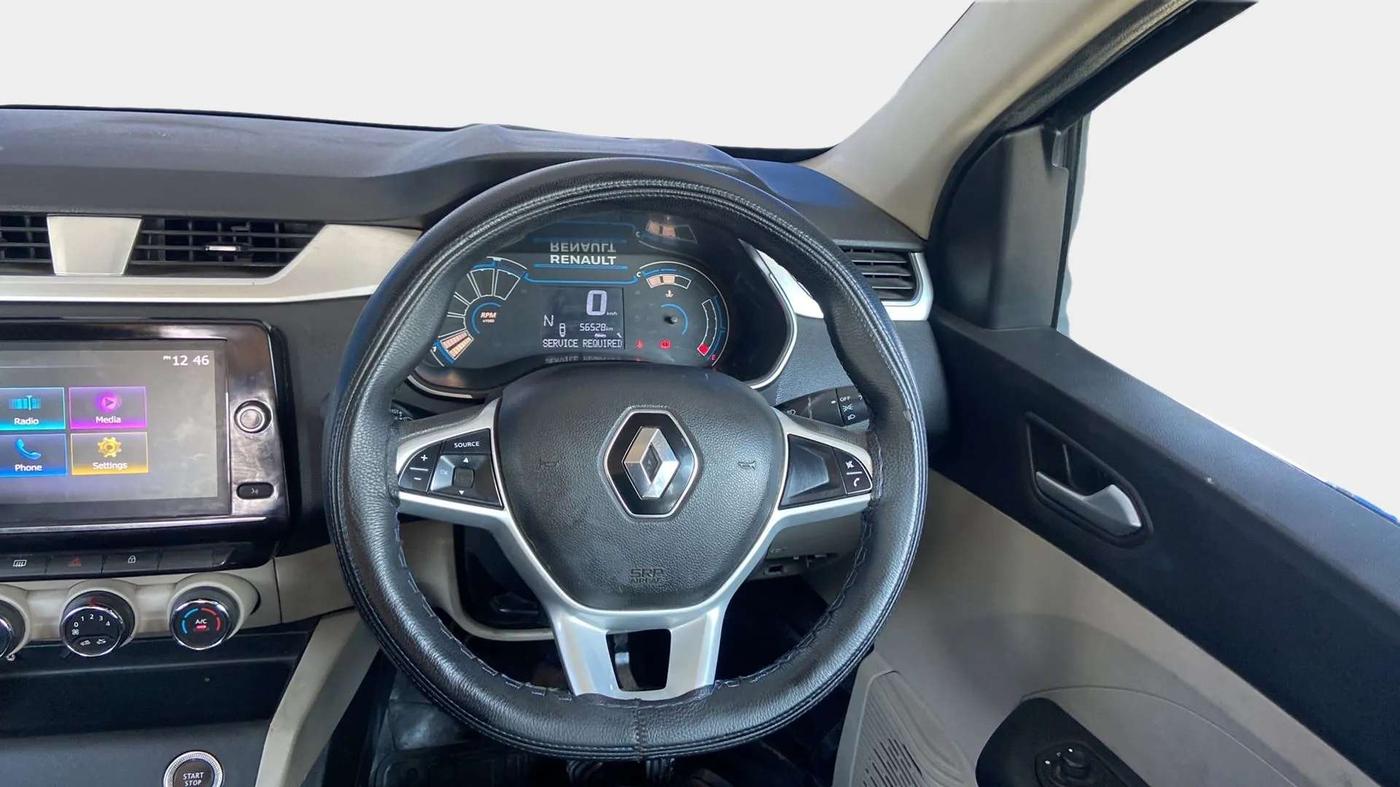 2022 Renault TRIBER RXZ AMT, Petrol, Automatic, 56,752 km, Steering Wheel Close Up