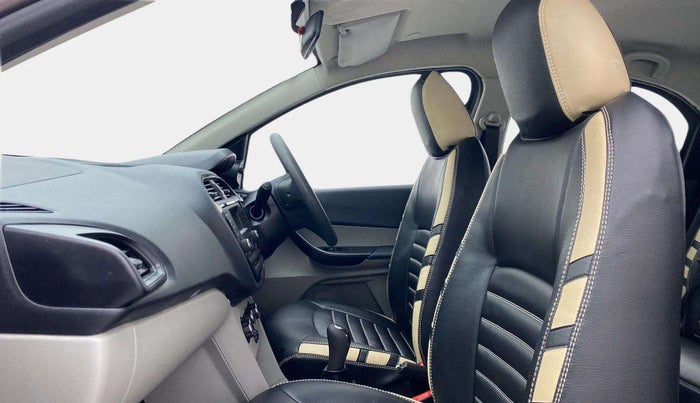 2019 Tata Tiago XZ PETROL, Petrol, Manual, 26,271 km, Right Side Front Door Cabin