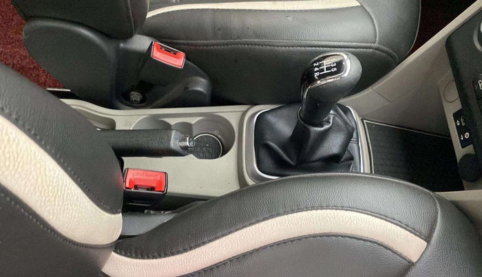 2017 Tata Tiago XT PETROL, Petrol, Manual, 60,365 km, Gear Lever