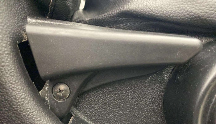 2019 Tata Tiago XZ PLUS PETROL, Petrol, Manual, 55,035 km, Driver Side Adjustment Panel