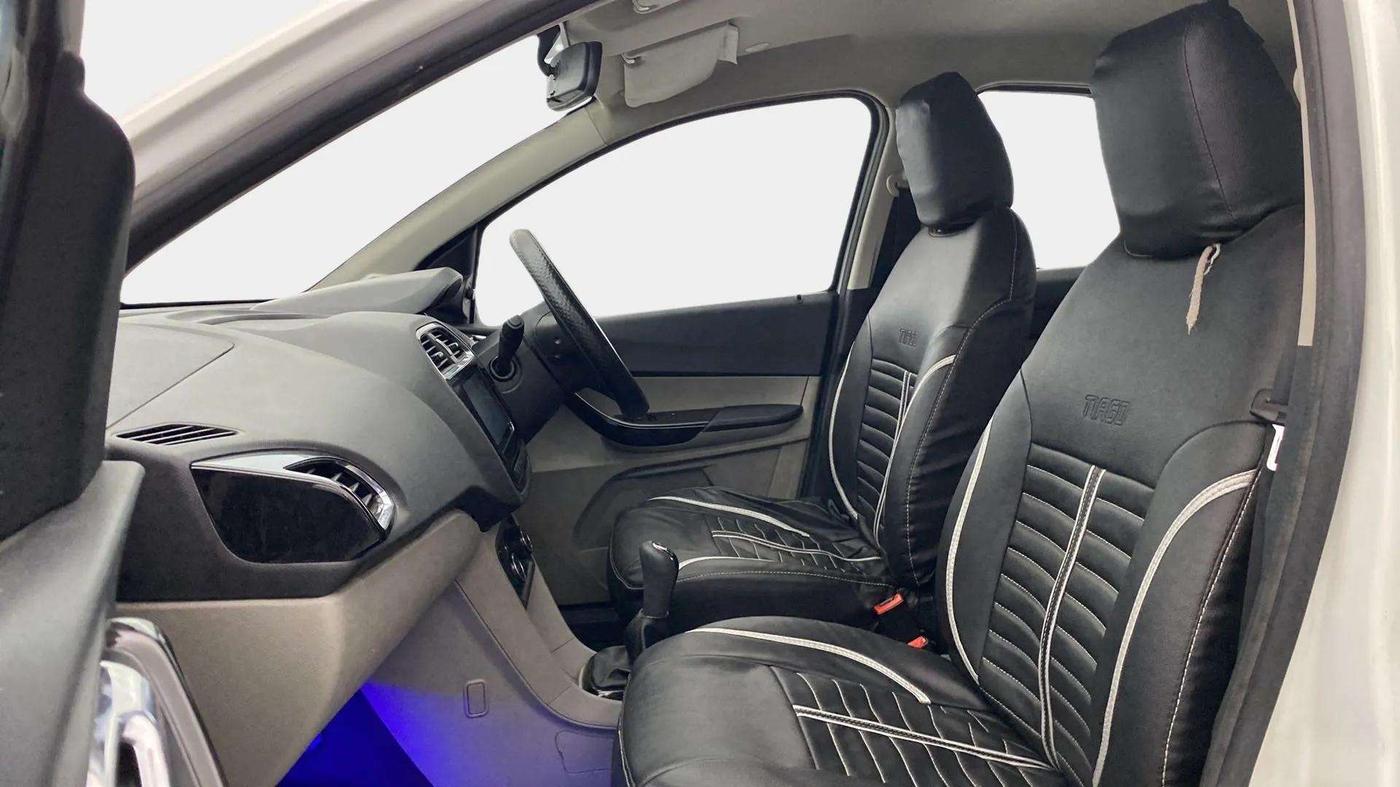 2019 Tata Tiago XZ PLUS PETROL, Petrol, Manual, 55,035 km, Right Side Front Door Cabin