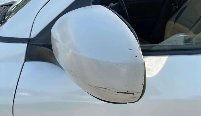 2013 Maruti Swift LXI, Petrol, Manual, 70,651 km, Left rear-view mirror - Minor scratches