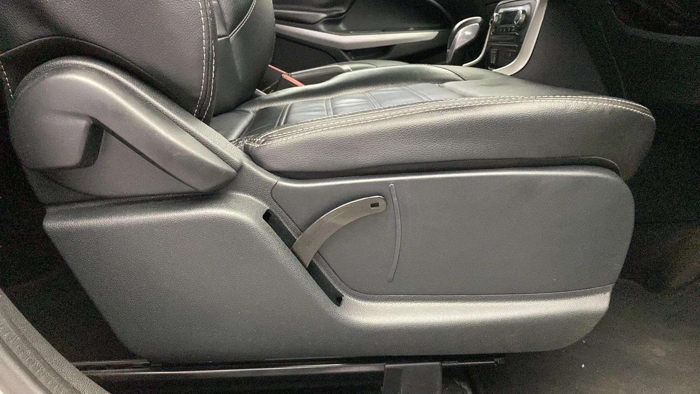 2017 Ford Ecosport TITANIUM + 1.5L PETROL AT, Petrol, Automatic, 63,069 km, Driver Side Adjustment Panel