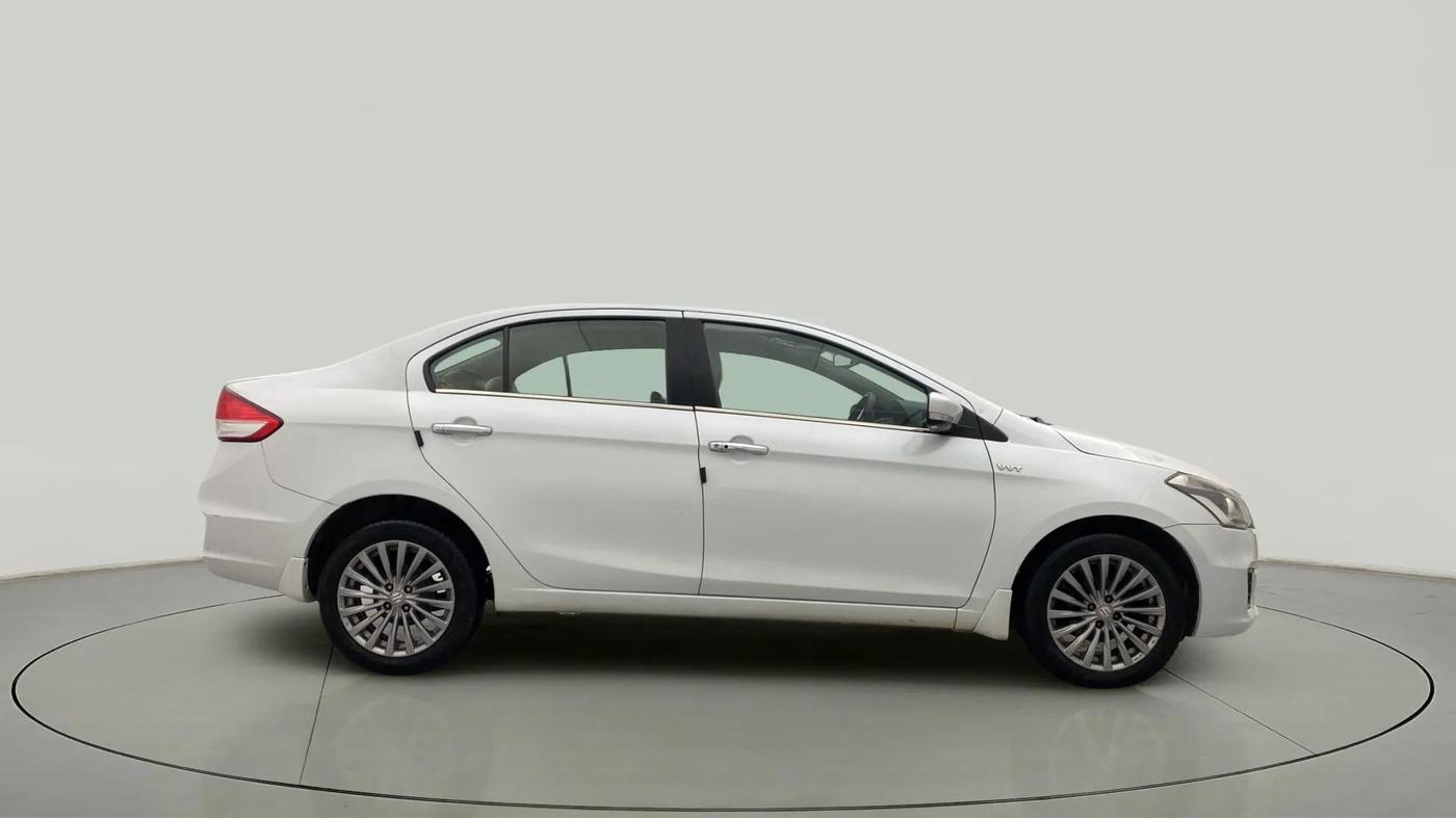 2016 Maruti Ciaz ZXI+ AT, Petrol, Automatic, 95,269 km, Right Side View
