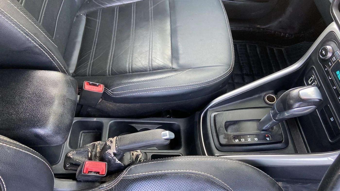 2018 Ford Ecosport TITANIUM + 1.5L PETROL AT, Petrol, Automatic, 64,419 km, Gear Lever