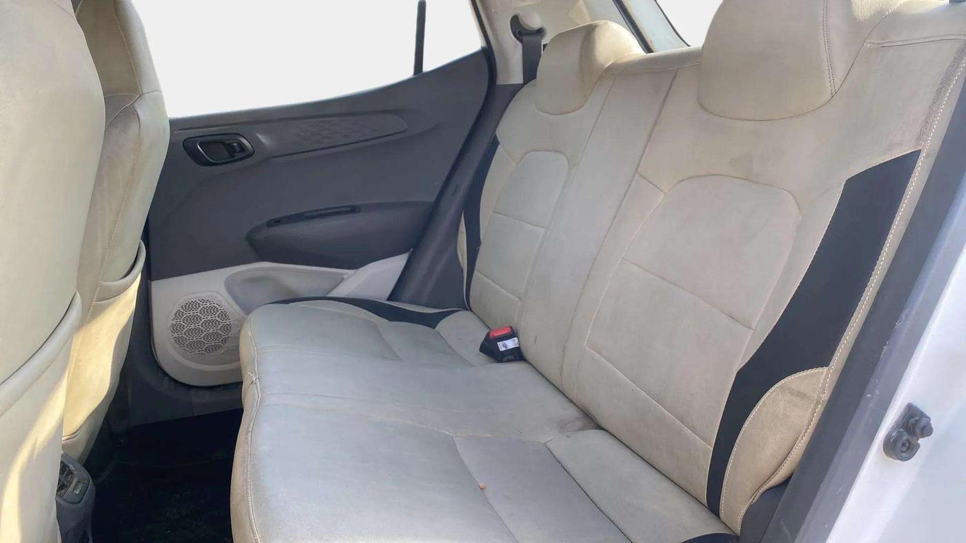 2021 Hyundai GRAND I10 NIOS MAGNA 1.2 KAPPA VTVT, Petrol, Manual, 71,351 km, Right Side Rear Door Cabin