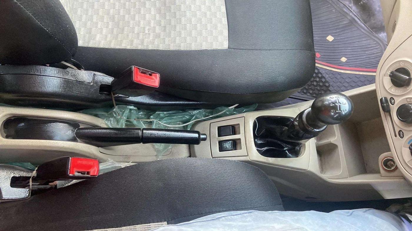 2019 Maruti Alto LXI, Petrol, Manual, 89,410 km, Gear Lever