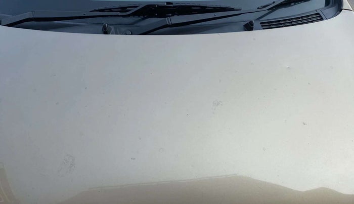 2016 Maruti Ertiga VXI, Petrol, Manual, 62,744 km, Bonnet (hood) - Slightly dented