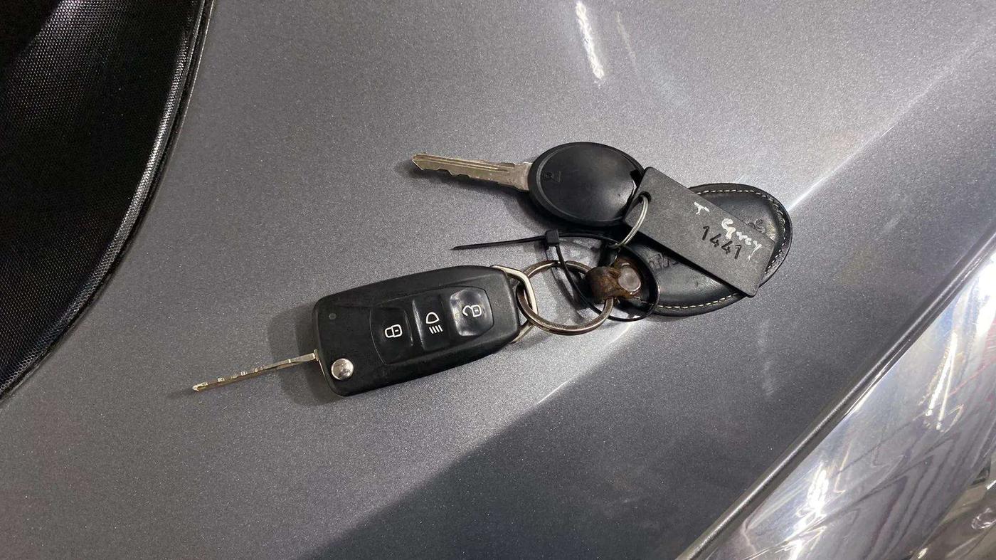2018 Tata Tiago XZ PETROL, Petrol, Manual, 35,528 km, Key Close Up