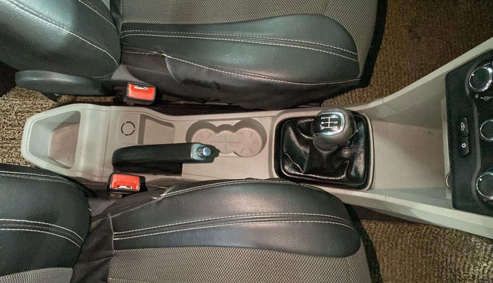 2018 Tata Tiago XZ PETROL, Petrol, Manual, 35,528 km, Gear Lever
