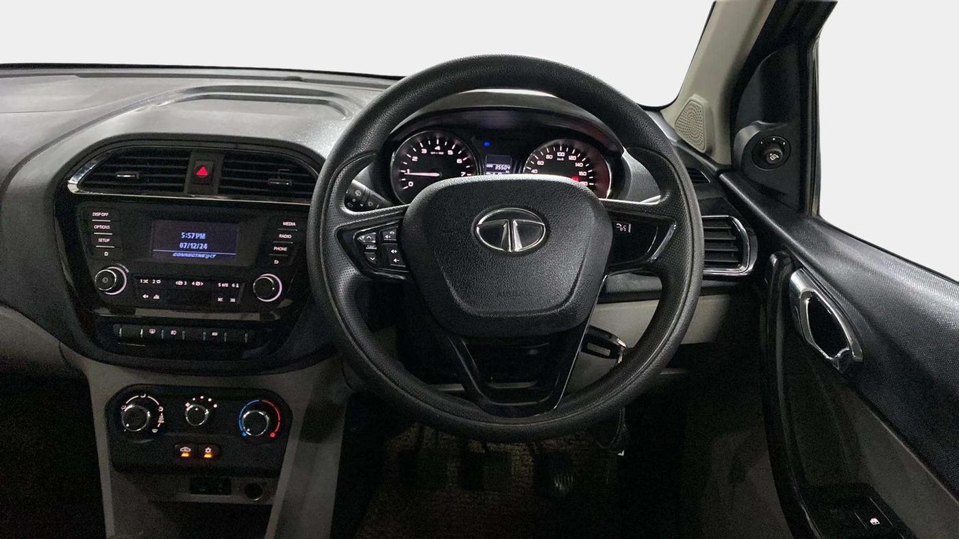 2018 Tata Tiago XZ PETROL, Petrol, Manual, 35,528 km, Steering Wheel Close Up