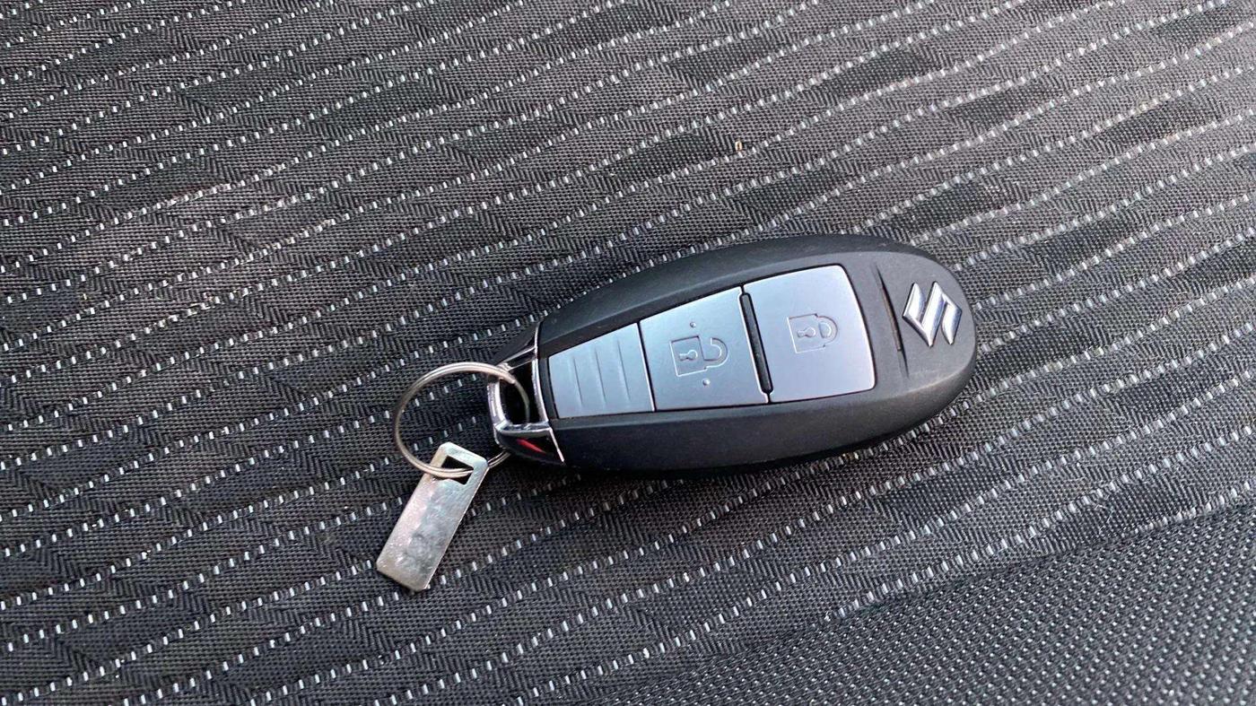 2018 Maruti Baleno ALPHA PETROL 1.2, Petrol, Manual, 35,426 km, Key Close Up