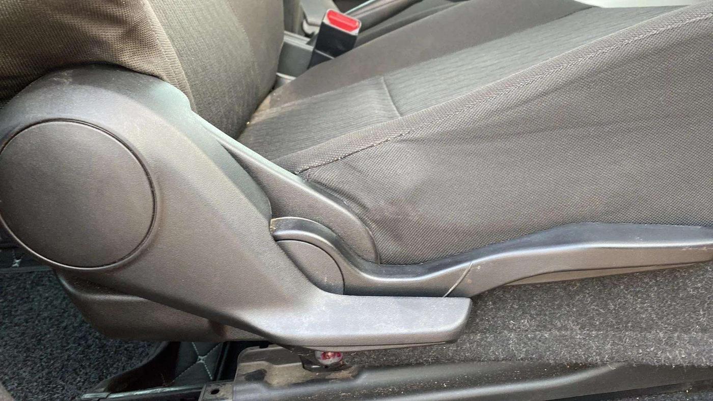 2018 Maruti Baleno ALPHA PETROL 1.2, Petrol, Manual, 35,426 km, Driver Side Adjustment Panel