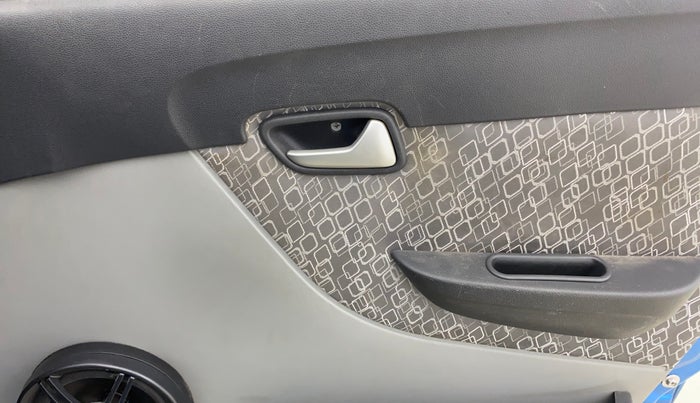 2018 Maruti Alto 800 LXI, Petrol, Manual, 23,787 km, Driver Side Door Panels Control