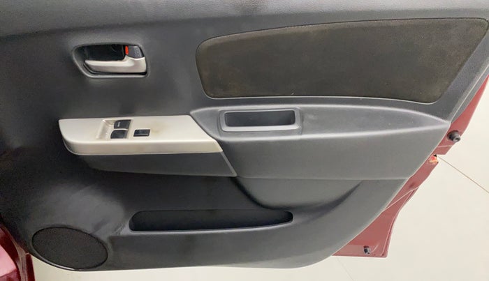 2012 Maruti Wagon R 1.0 LXI CNG, CNG, Manual, 66,379 km, Driver Side Door Panels Control