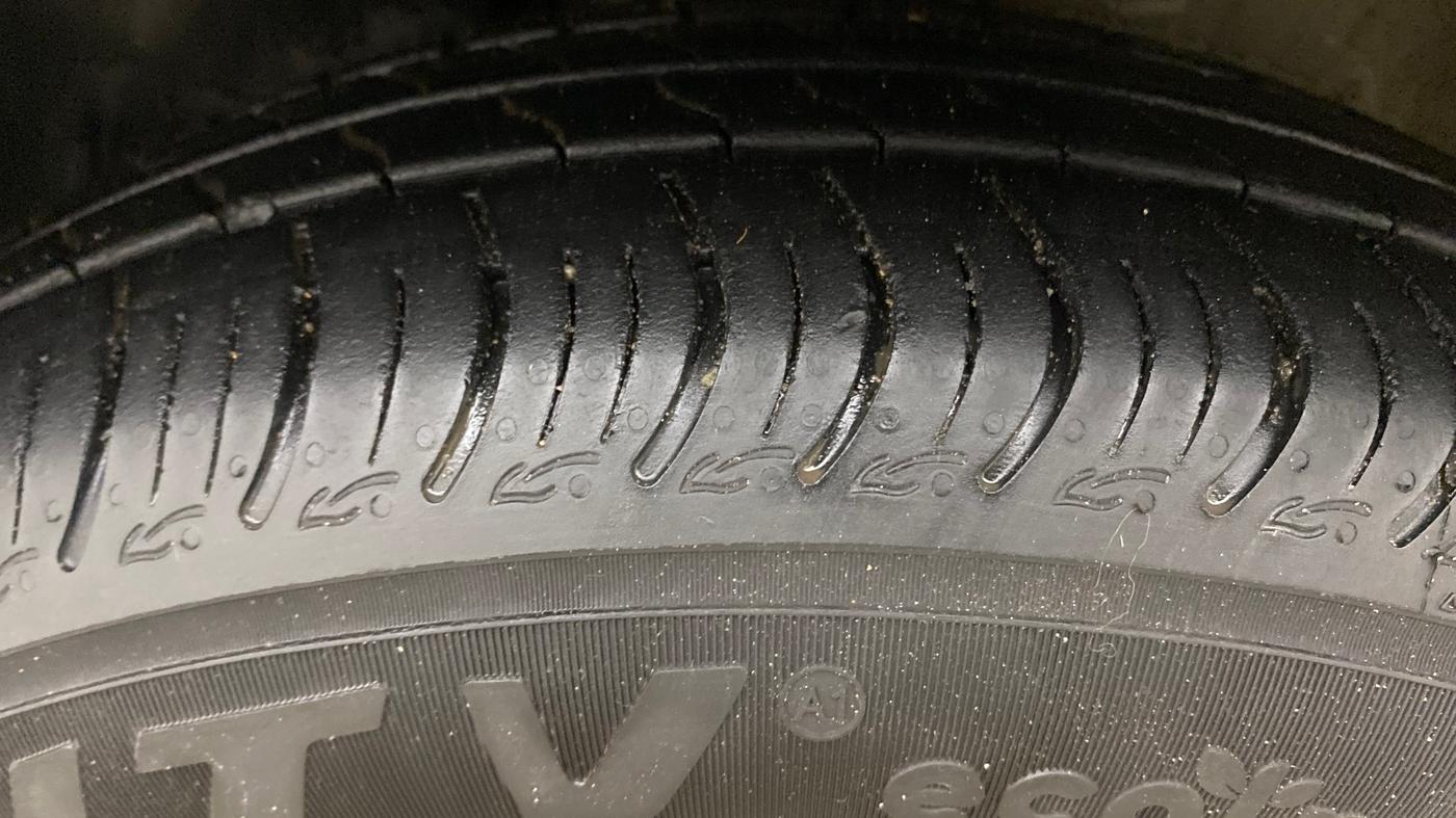 2019 Maruti New Wagon-R ZXI 1.2 AMT, Petrol, Automatic, 46,971 km, Left Front Tyre Tread