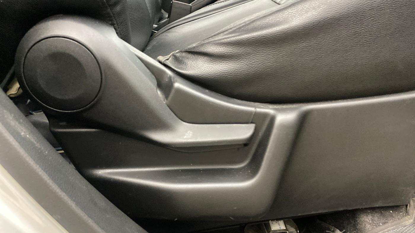 2019 Maruti New Wagon-R ZXI 1.2 AMT, Petrol, Automatic, 46,971 km, Driver Side Adjustment Panel