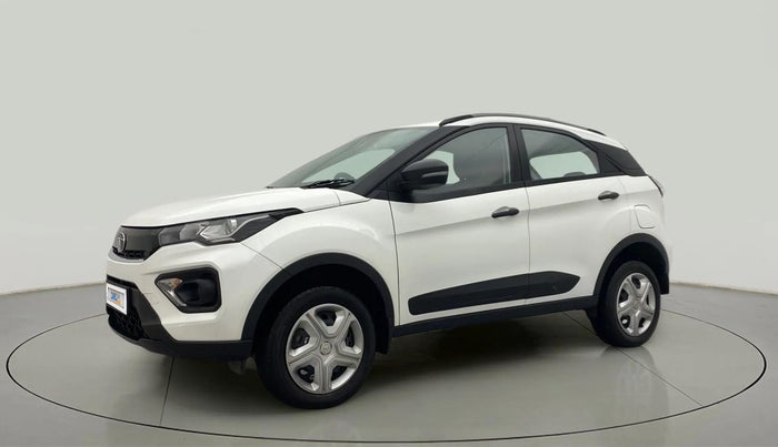 2022 Tata NEXON XM PETROL, Petrol, Manual, 31,582 km, Left Front Diagonal