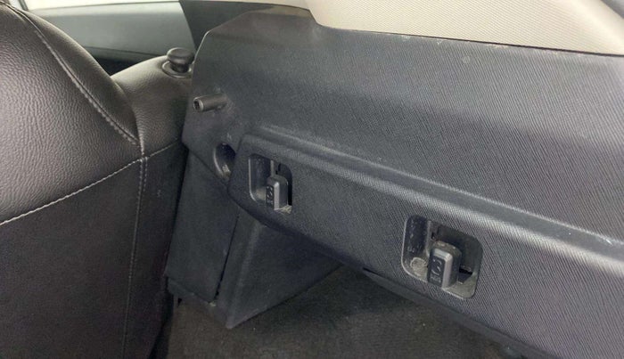 2022 Tata NEXON XM PETROL, Petrol, Manual, 31,582 km, Dicky (Boot door) - Parcel tray missing