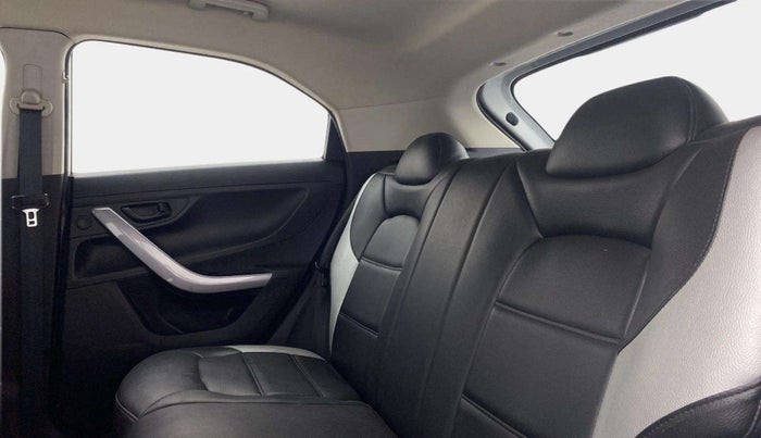 2022 Tata NEXON XM PETROL, Petrol, Manual, 31,582 km, Right Side Rear Door Cabin