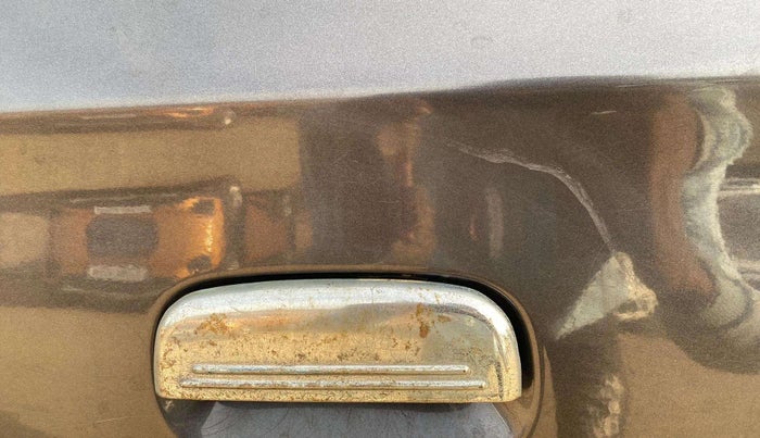 2020 Maruti Alto LXI, Petrol, Manual, 20,318 km, Rear left door - Door visor damaged