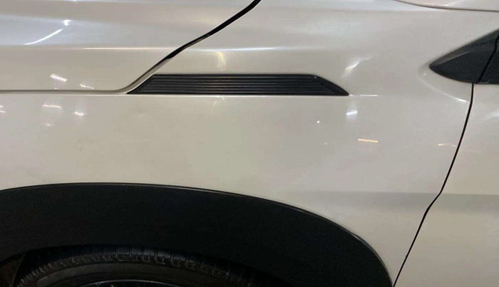 2021 Maruti XL6 ZETA MT, Petrol, Manual, 38,747 km, Left fender - Slightly dented