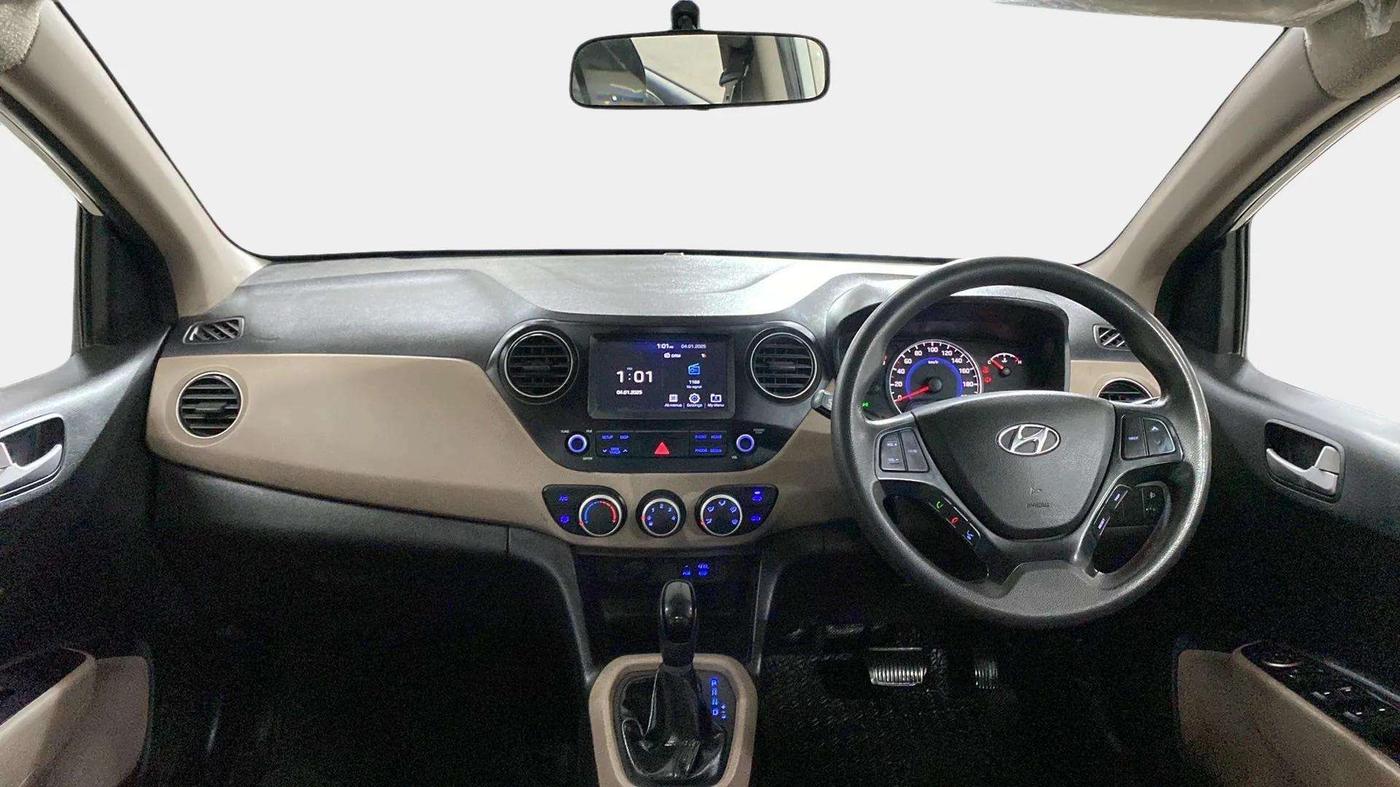 2017 Hyundai Grand i10 SPORTZ (O) AT 1.2 KAPPA VTVT, Petrol, Automatic, 75,628 km, Dashboard