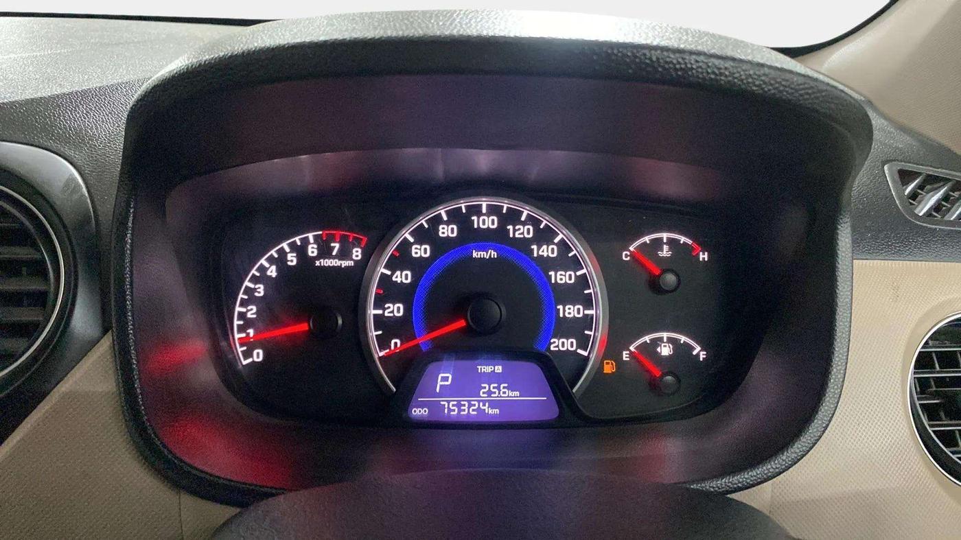 2017 Hyundai Grand i10 SPORTZ (O) AT 1.2 KAPPA VTVT, Petrol, Automatic, 75,628 km, Odometer Image