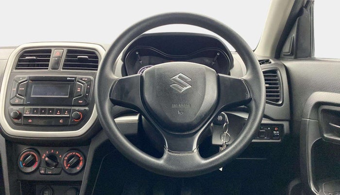 2021 Maruti Vitara Brezza LXI, Petrol, Manual, 40,304 km, Steering Wheel Close Up