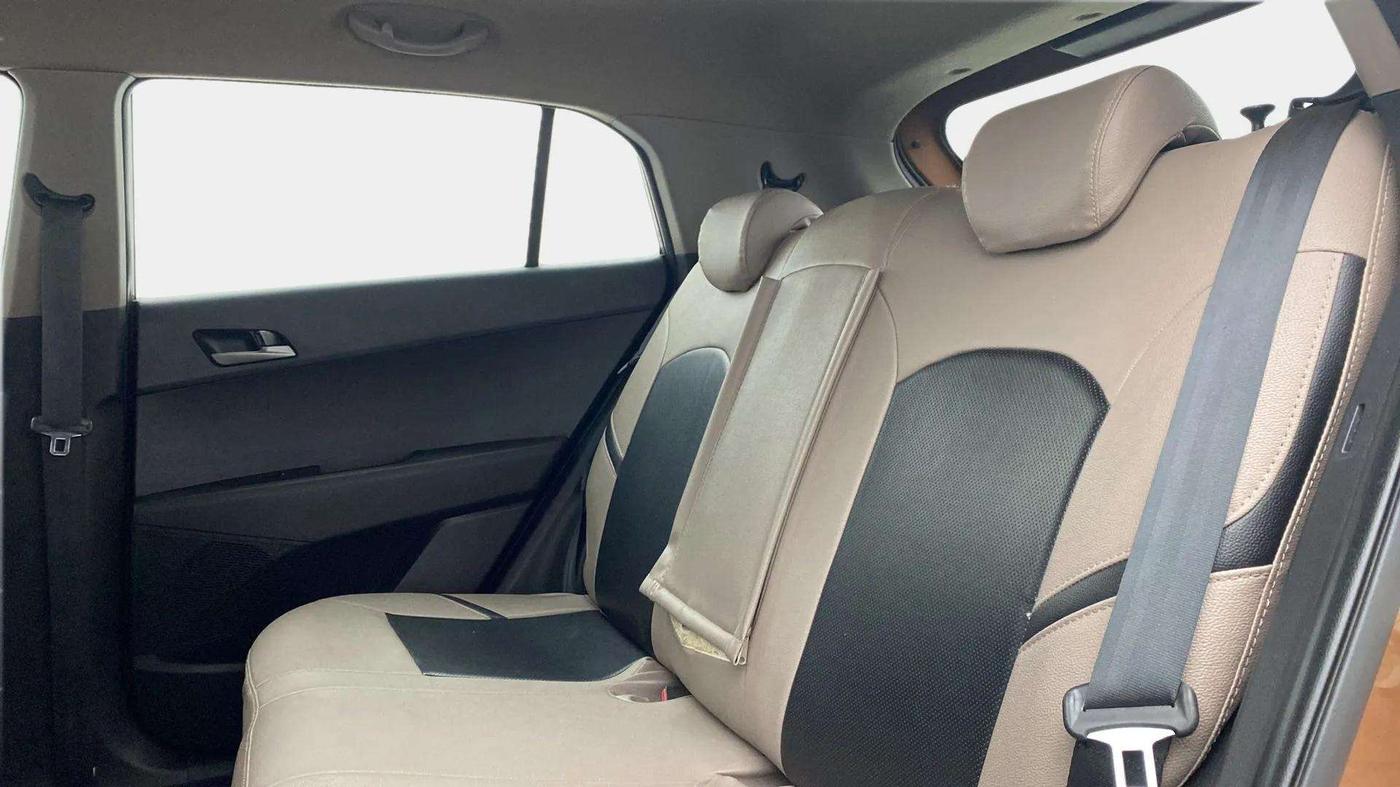 2017 Hyundai Creta SX PLUS 1.6 PETROL, Petrol, Manual, 54,360 km, Right Side Rear Door Cabin