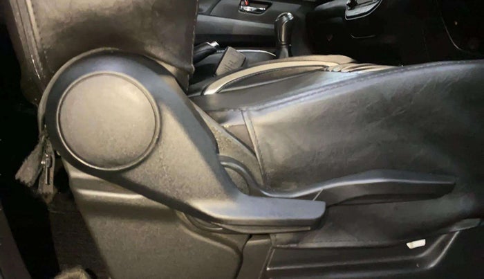 2021 Maruti XL6 ZETA MT, Petrol, Manual, 12,164 km, Driver Side Adjustment Panel