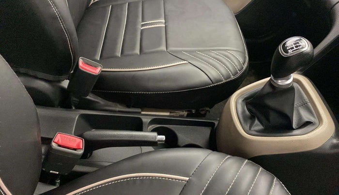 2019 Hyundai Grand i10 SPORTZ 1.2 KAPPA VTVT, Petrol, Manual, 51,759 km, Gear Lever