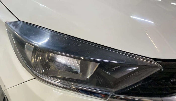 2021 Tata Tiago XT (O) PETROL, Petrol, Manual, 30,387 km, Right headlight - Minor scratches