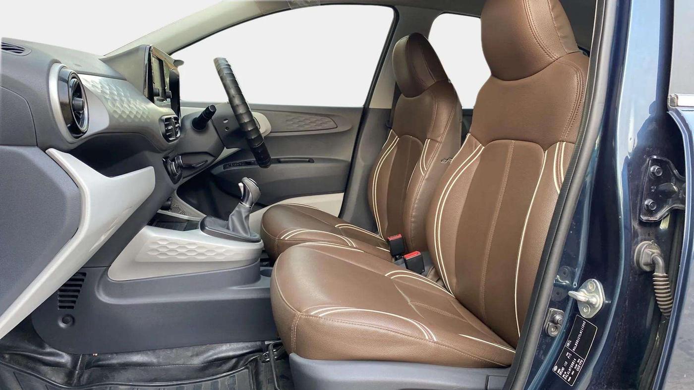 2020 Hyundai GRAND I10 NIOS ASTA AMT 1.2 KAPPA VTVT, Petrol, Automatic, 28,634 km, Right Side Front Door Cabin