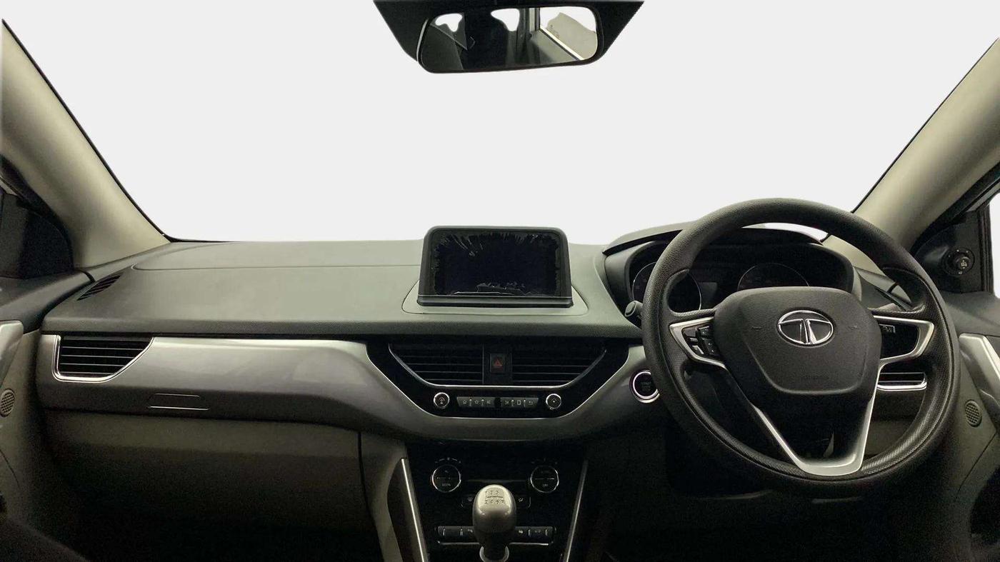 2018 Tata NEXON XZ PLUS PETROL, Petrol, Manual, 79,748 km, Dashboard