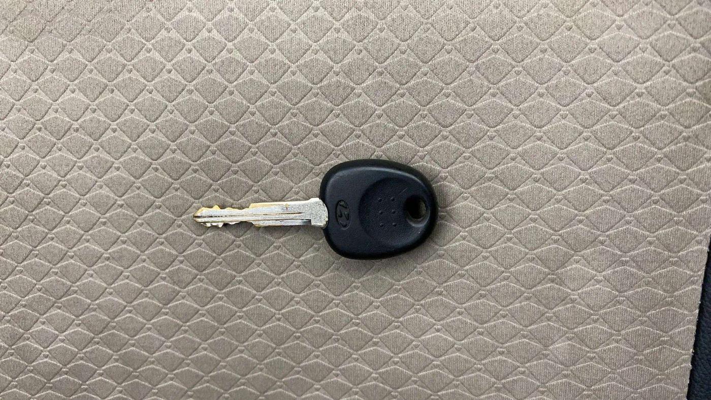 2021 Hyundai NEW SANTRO ERA EXECUTIVE, Petrol, Manual, 33,042 km, Key Close Up