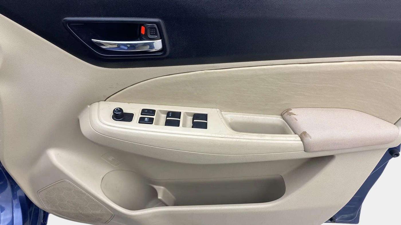 2017 Maruti Dzire VXI, Petrol, Manual, 81,246 km, Driver Side Door Panels Control