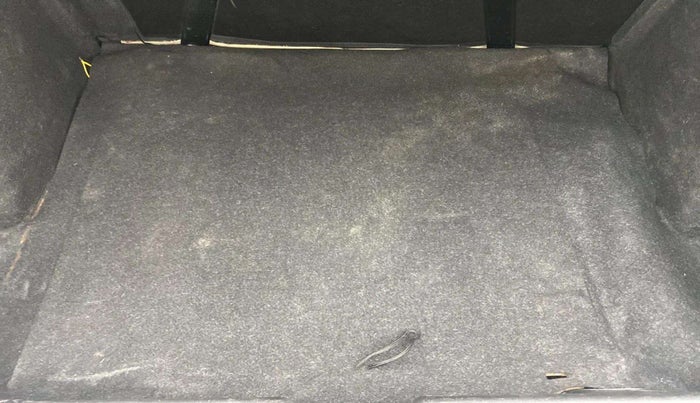 2017 Maruti Dzire VXI, Petrol, Manual, 81,246 km, Boot Inside