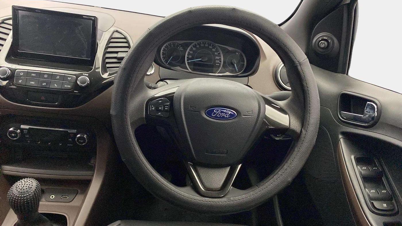 2018 Ford FREESTYLE TITANIUM 1.2 PETROL, Petrol, Manual, 43,185 km, Steering Wheel Close Up