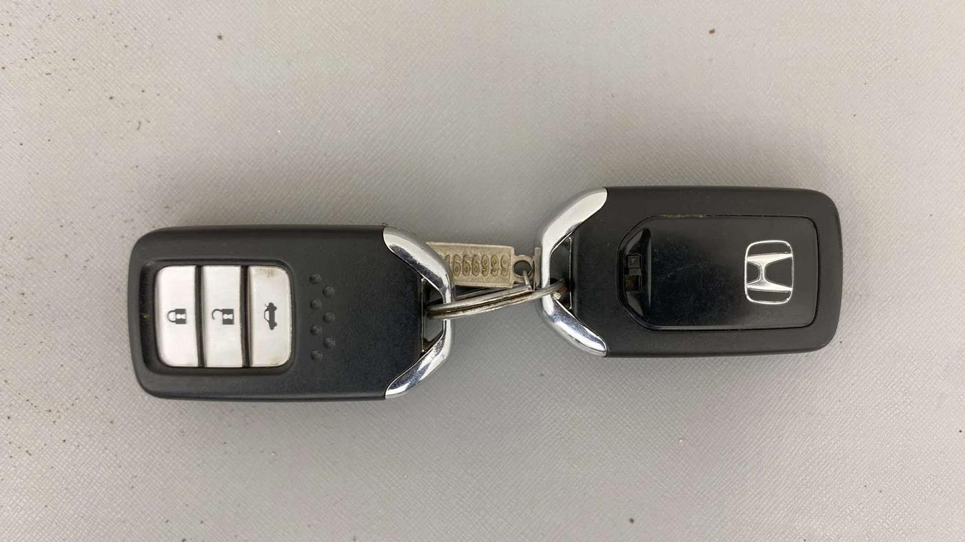 2015 Honda City 1.5L I-VTEC VX, Petrol, Manual, 89,250 km, Key Close Up