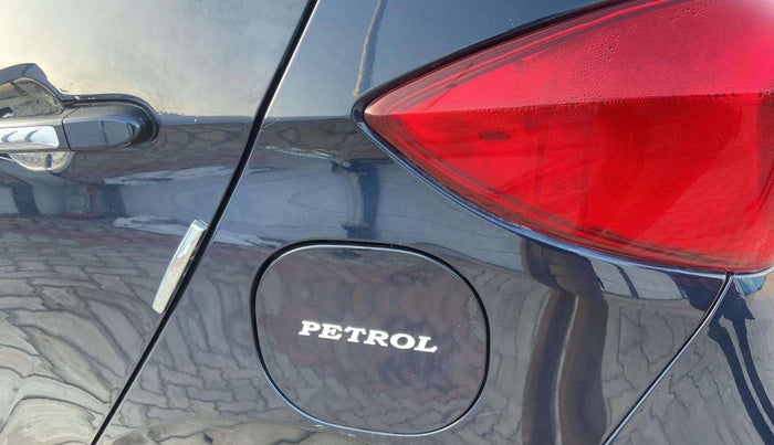 2023 Tata Tiago XZ PLUS PETROL, Petrol, Manual, 28,899 km, Left quarter panel - Minor scratches