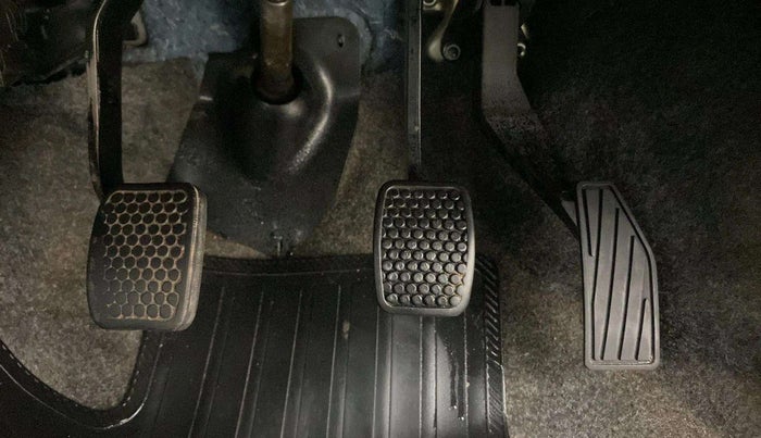 2018 Maruti Alto 800 LXI, Petrol, Manual, 24,097 km, Pedals
