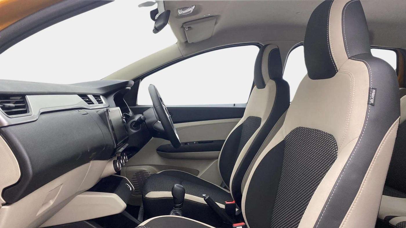 2020 Renault TRIBER RXZ AMT, Petrol, Automatic, 44,224 km, Right Side Front Door Cabin