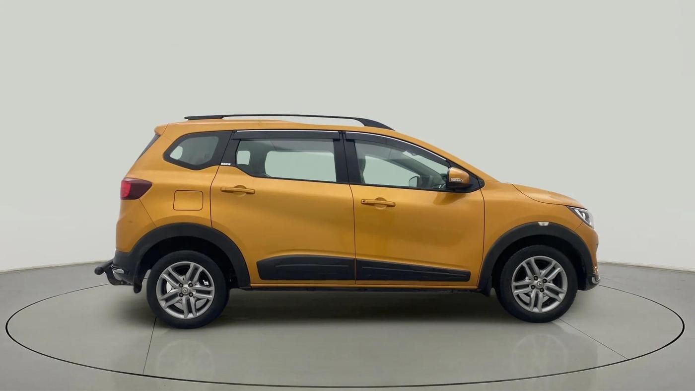 2020 Renault TRIBER RXZ AMT, Petrol, Automatic, 44,224 km, Right Side View