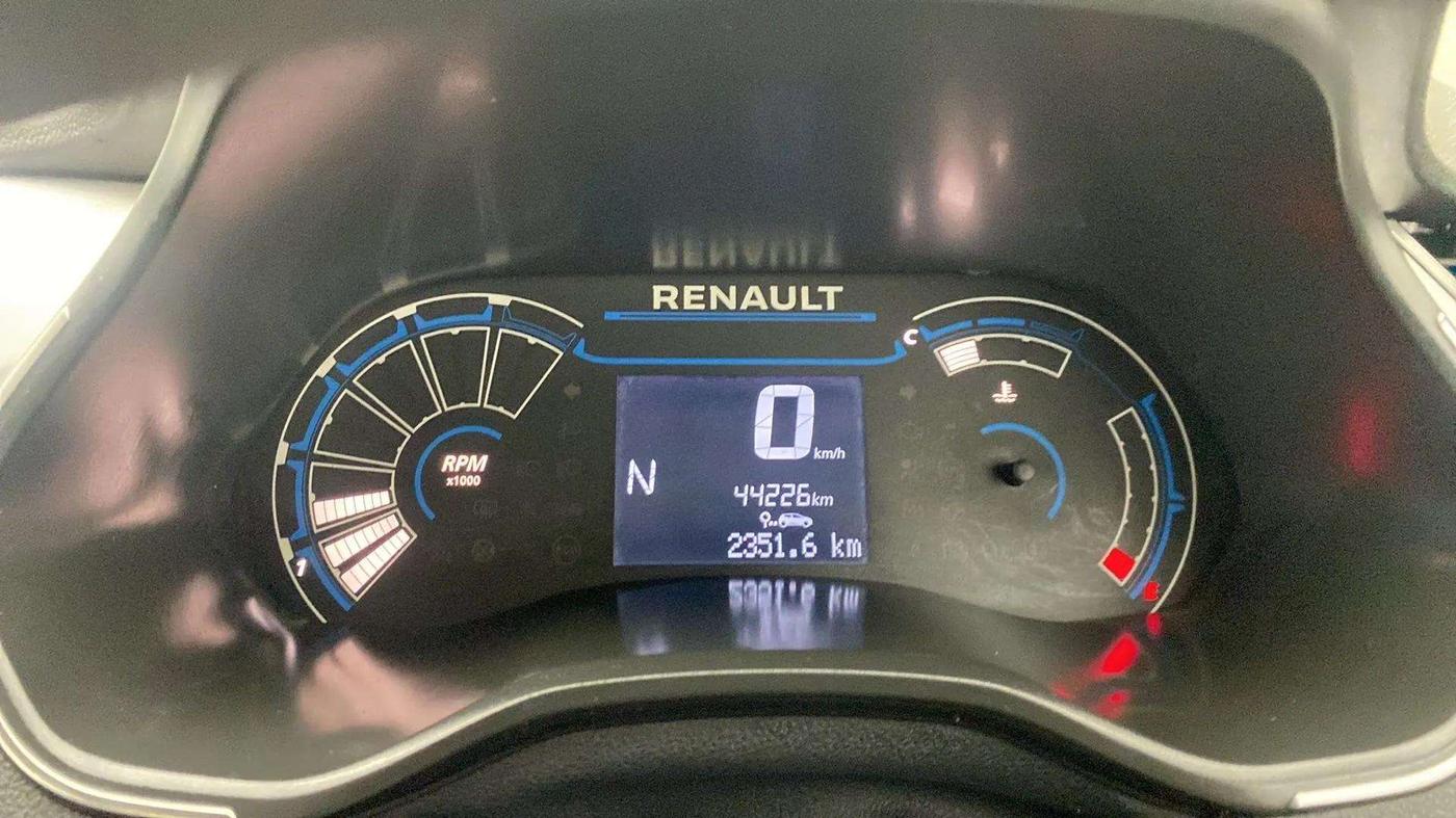 2020 Renault TRIBER RXZ AMT, Petrol, Automatic, 44,224 km, Odometer Image