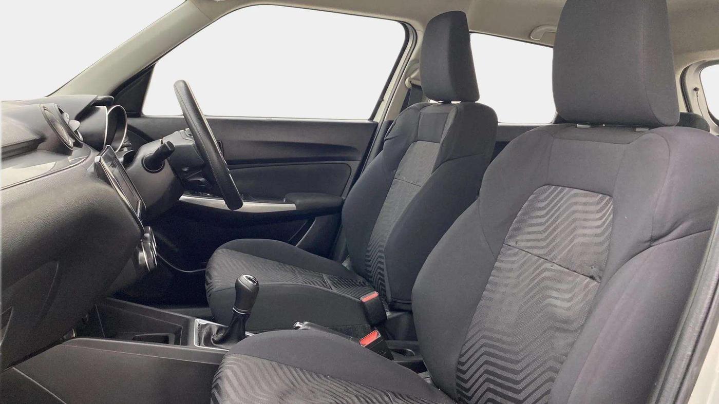 2018 Maruti Swift ZDI PLUS, Diesel, Manual, 94,769 km, Right Side Front Door Cabin