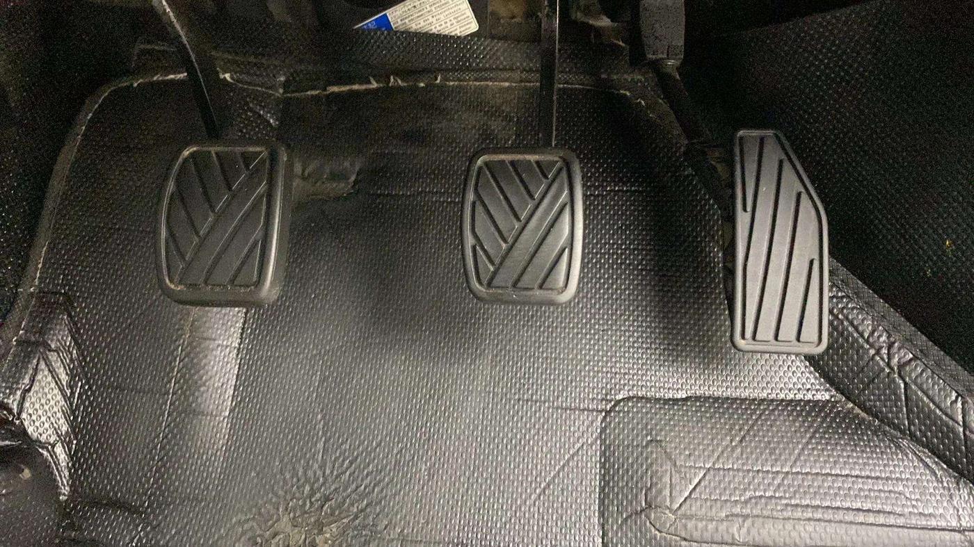 2018 Maruti Swift ZDI PLUS, Diesel, Manual, 94,769 km, Pedals