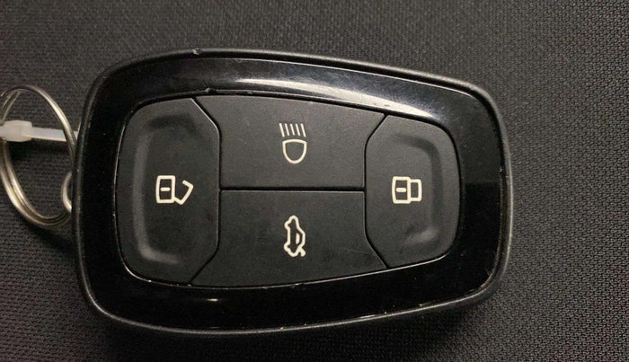 2022 Tata NEXON XZ PLUS PETROL, Petrol, Manual, 8,838 km, Key Close Up