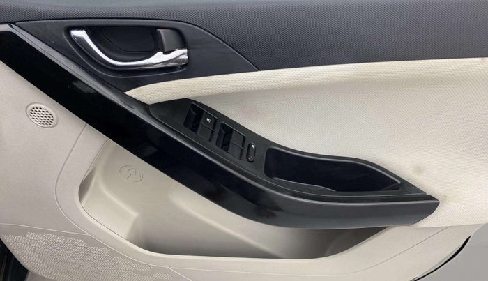 2022 Tata NEXON XZ PLUS PETROL, Petrol, Manual, 8,838 km, Driver Side Door Panels Control