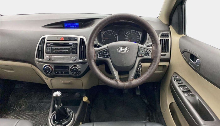 2013 Hyundai i20 SPORTZ 1.2, Petrol, Manual, 58,068 km, Steering Wheel Close Up